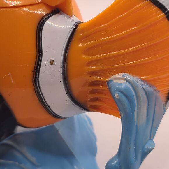 Disney on Ice Finding NEMO MUG Cup w/Lid appx 8oz Orange Clown Fish 3D Pixar - Picture 3 of 10